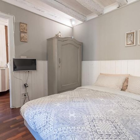 Ferienwohnung Ca Falier Piccolo - Little Sweet Studio In 10-12 Minutes From Bus&Train Station Venedig Exterior foto