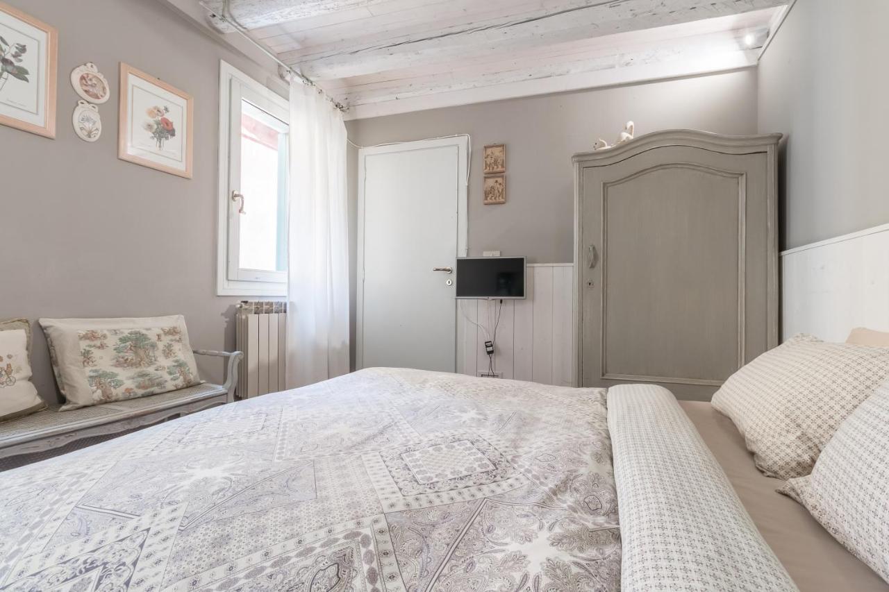 Ferienwohnung Ca Falier Piccolo - Little Sweet Studio In 10-12 Minutes From Bus&Train Station Venedig Exterior foto
