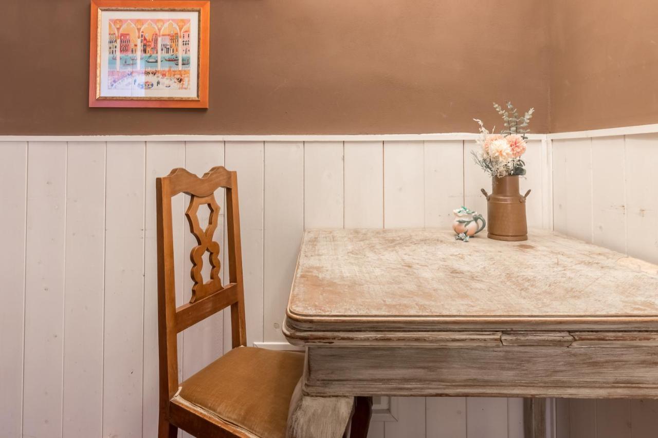 Ferienwohnung Ca Falier Piccolo - Little Sweet Studio In 10-12 Minutes From Bus&Train Station Venedig Exterior foto